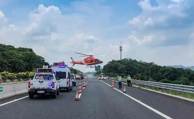 庐江高速公路汽车救援案例